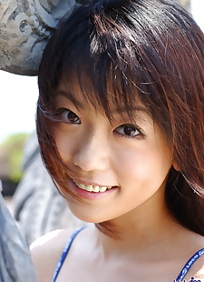 japanese sex pics Petite Japanese girl Saki Ninomiya, close up , panties  babe