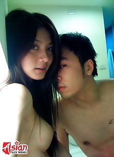 sexe photos Les jeunes Asiatique adolescent sucer dick while, hairy , teen 